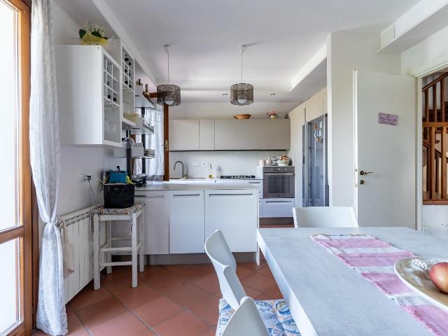 Villa con giardino, Empoli serravalle