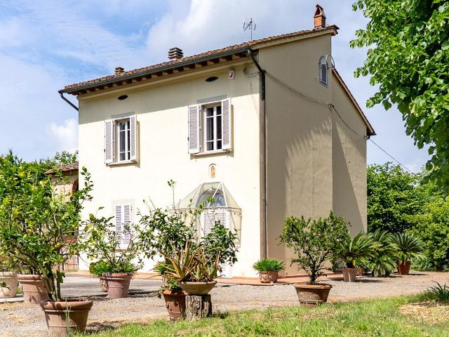 Villa con giardino, Fucecchio pinete