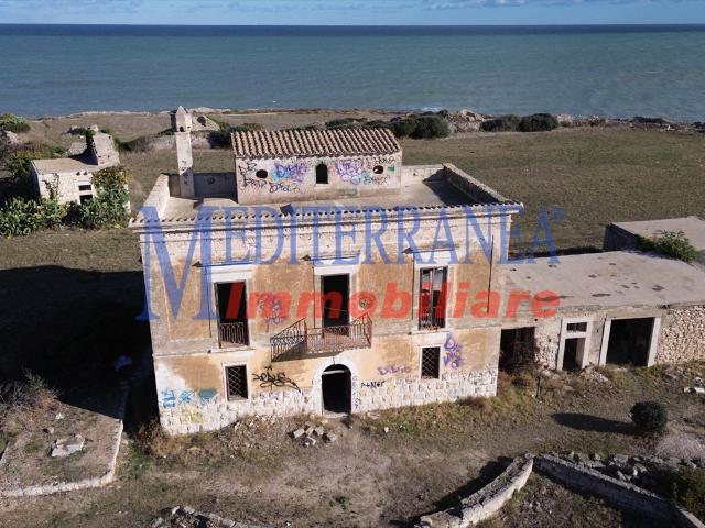 Villa con giardino in contrada pantano snc, Bisceglie