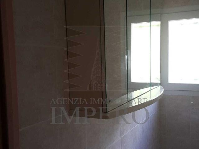 Villa con giardino in frazione carletti snc, Ventimiglia