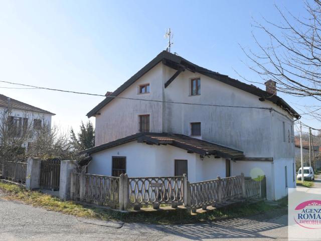 Villa con giardino in località costalupara 9, Dego