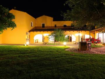 Villa con giardino in roma, Serdiana