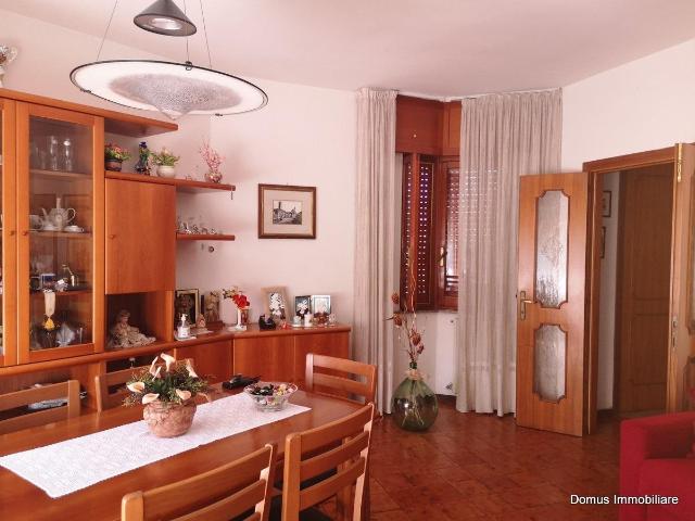Villa con giardino in via capo di piano, Venarotta