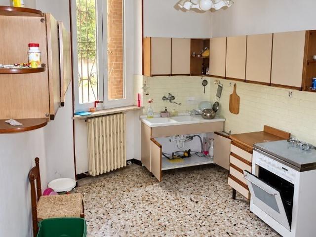 Villa con giardino in via della chiesa 2 2/a, Alessandria