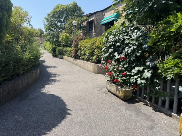 Villa con giardino in via venezia, Casalecchio di Reno
