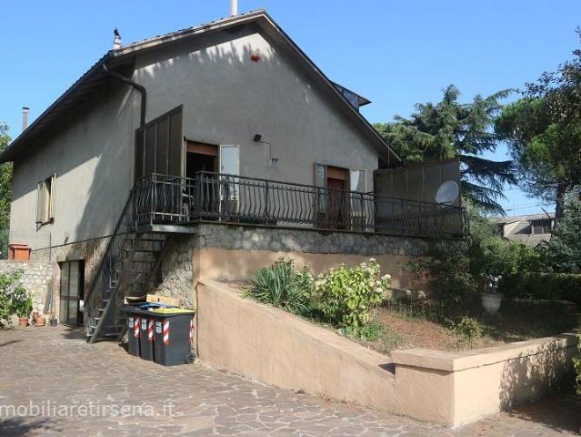 Villa con giardino, Orvieto villanuova