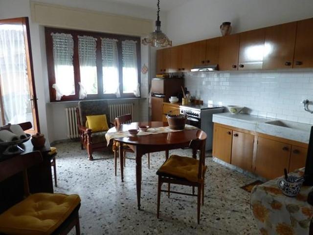 Villa con giardino, Lucca san lorenzo di moriano
