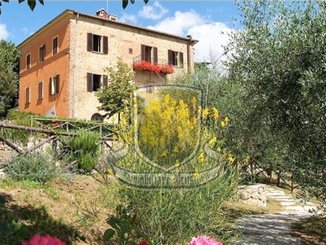 Villa con giardino, Murlo vescovado