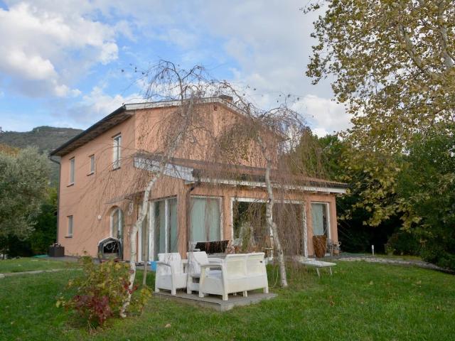 Villa con giardino, San Giuliano Terme orzignano