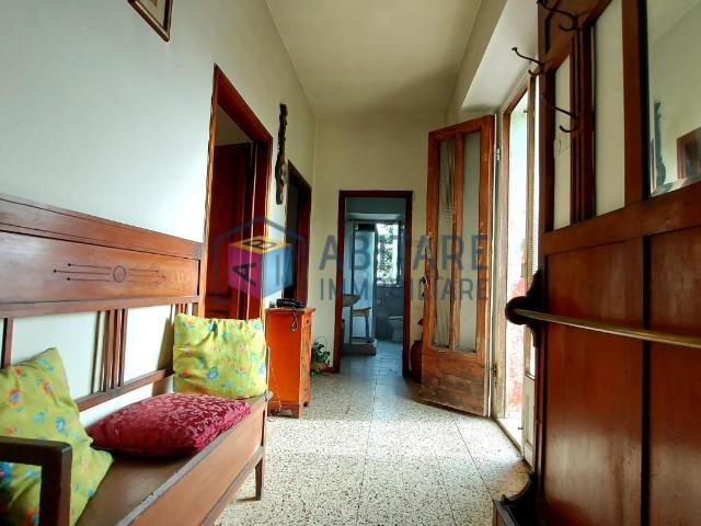 Villa con giardino, Santa Luce pieve di