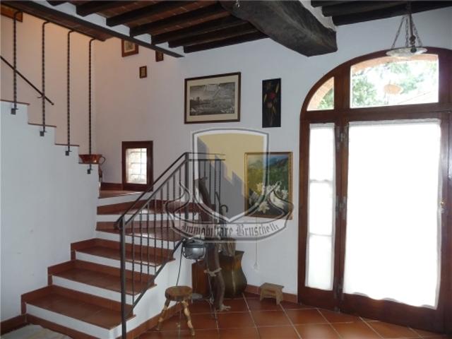 Villa con giardino, Siena san giovanni
