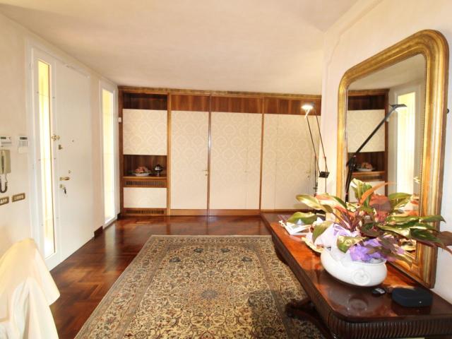 Villa con giardino, Pontedera il giardino