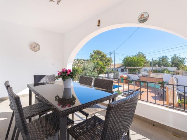 Villa con encanto en venta en Baladrar, Benissa Costa.Ubicad. 280m² Benissa