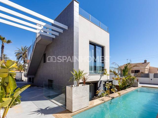 Villa con estilo a poca distancia de la playa en Torrevieja
