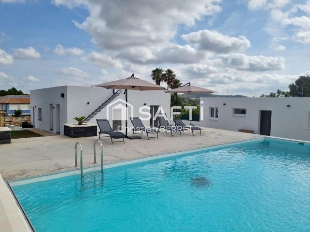 Villa con piscina y gran potencial residencial