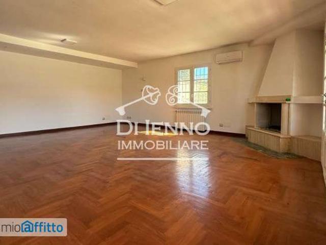Villa con piscina Giustiniana, olgiata, cesano