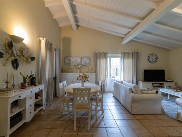 Villa in vendita a Viareggio