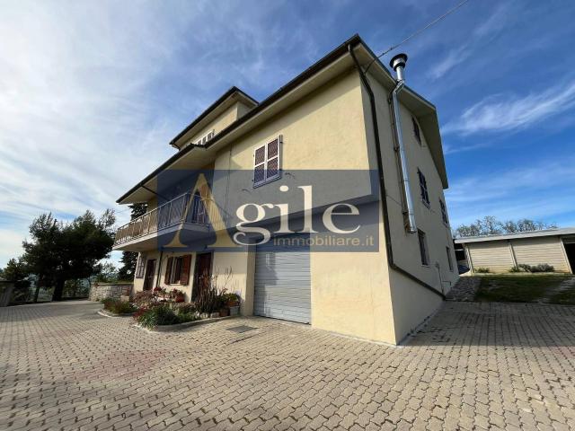 Villa in vendita a Offida