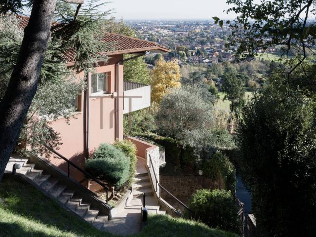 Villa in vendita a Ponteranica