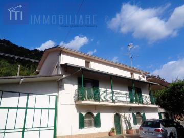 VILLA UNIFAMILIARE in vendita a Sant'Elia Fiumerapido