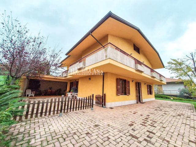 Villa in vendita a Sant'Omero