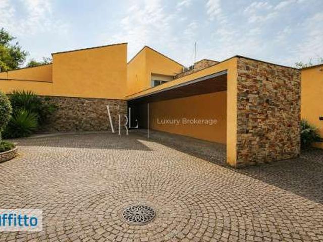 Villa con terrazzo e piscina Giustiniana, olgiata, cesano