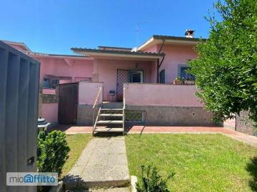 Villa con terrazzo Infernetto, axa, casal palocco, madonnetta a roma