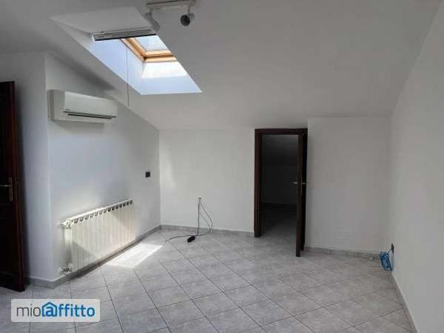 Villa con terrazzo Infernetto, axa, casal palocco, madonnetta a roma