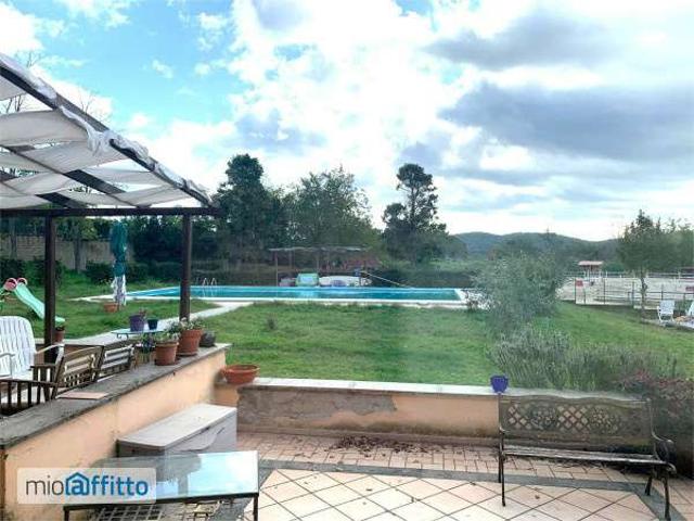 Villa con terrazzo Saxarubra, labaro, prima porta