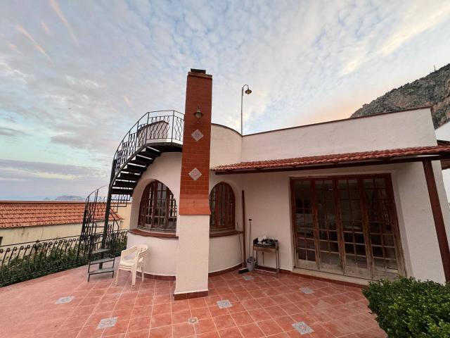Villa in vendita a Palermo, Mondello Sferracavallo Addaura Tommaso Natale Partanna Capo Ga