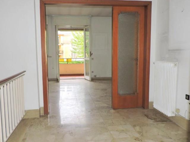 Villa con terrazzo, Pisa ingegneria
