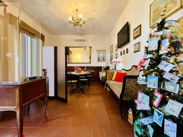 Villa con terrazzo, Viareggio torre del lago puccini