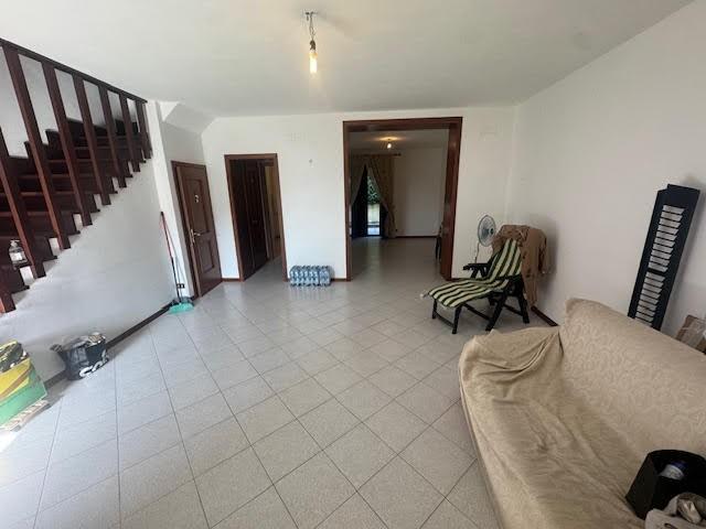 Villa con terrazzi a Calci