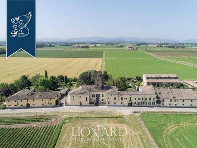 Villa Collecchio Parma DS95479528