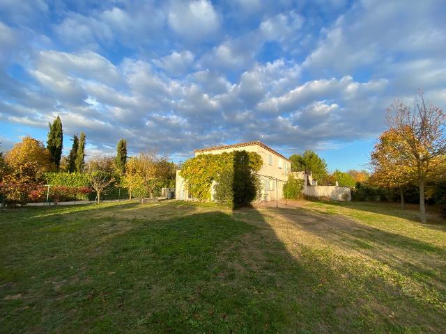 VILLA COUGOURDAN AIX EN PROVENCE 4 pièce s 109.8 m2