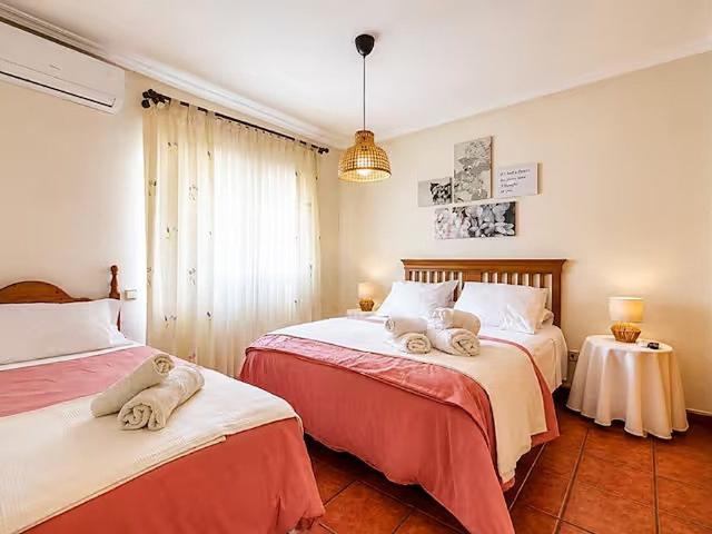 Villa Cristina | Casa con piscina cerca de Madrid