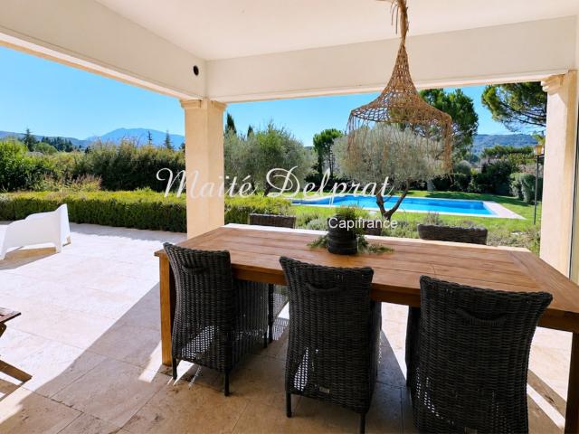 Villa D’Architecte 230 M² Avec Piscine Chauffée Et Vue Panor. 217m² Vaison la Romaine