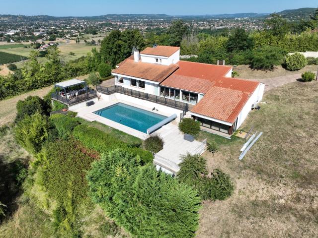 Villa d’architecte avec vue panoramique à Pujols 191m² Pujols