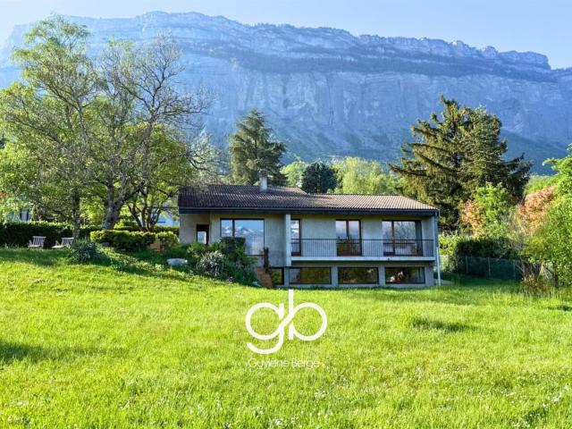 Villa D’Architecte Avec Vue Panoramique Sur Belledonne Et Le. 171m² Meylan