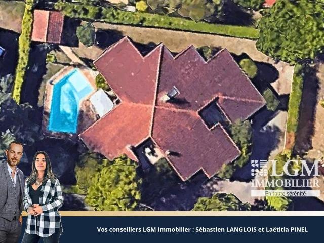 Villa d’architecte d’exception – 330 m² – Piscine au sel – I. 330m² Ramonville Saint Agne