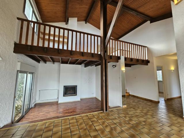 VILLA D’ARCHITECTE QUINT T5