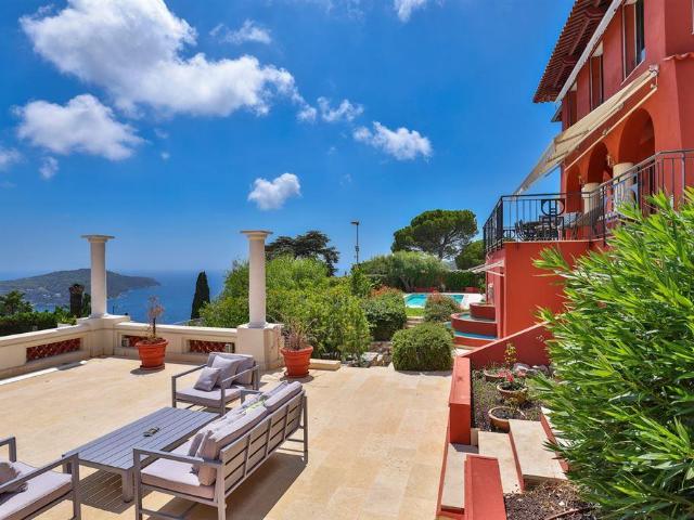 Villa d?exception à Villefranche sur Mer avec vue panoramiqu. 426m² Villefranche sur Mer
