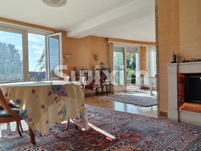 Villa d’exception sur 57 ares, emplacement premium 340m² Oberhausbergen