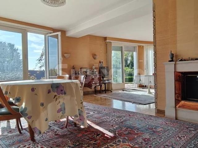 Villa d’exception sur 57 ares, emplacement premium
