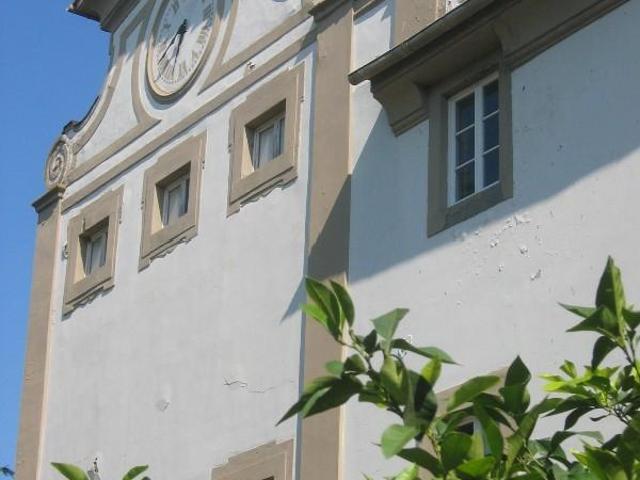 Villa da ristrutturare, Fucecchio ponte a cappiano