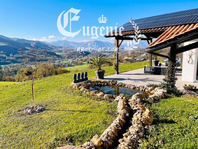 Villa d'Architecte 206M² Belles Prestations Vue Dominante su. 206m² Saint Jean Pied de Port