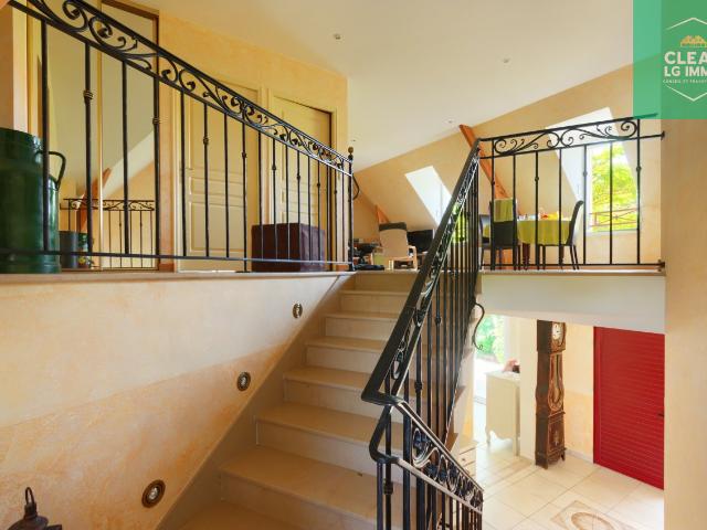 Villa d'architecte 300 m2 avec grand terrain