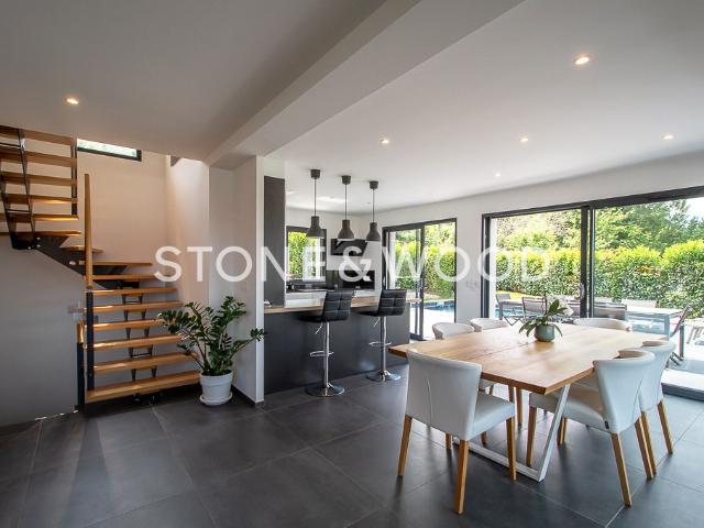 Villa d'architecte à proximité de Genève 192m² Beaumont
