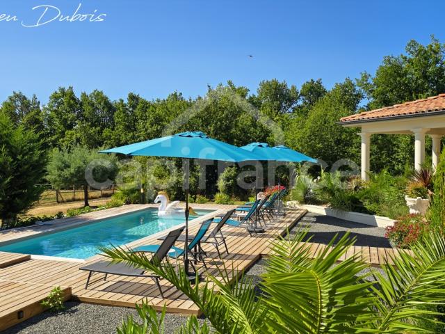 Villa d'architecte avec maison d'amis, piscine et 1,2 hectare au cœur du Périgord Vert