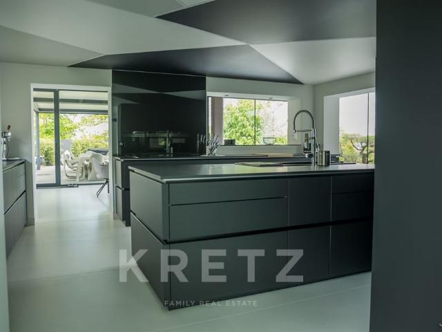 Villa d'architecte avec vue dégagée 450m² Parmain